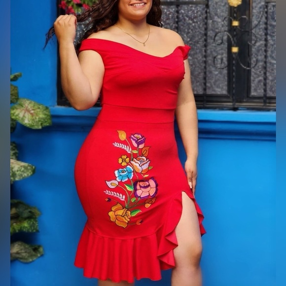 Size large embroidered Mexican dress - Picture 1 of 1